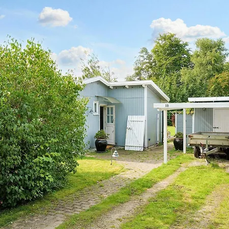 10 Person In Graested-by Traum * Græsted